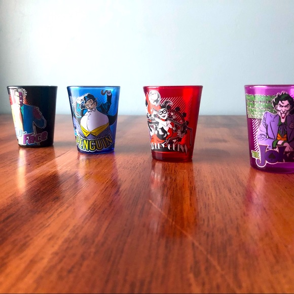 DC Villains Glassware set 2oz - Picture 1 of 7